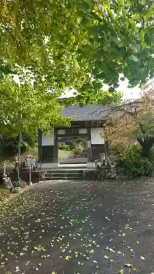 西念寺の山門・神門
