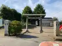 諏訪神社の鳥居