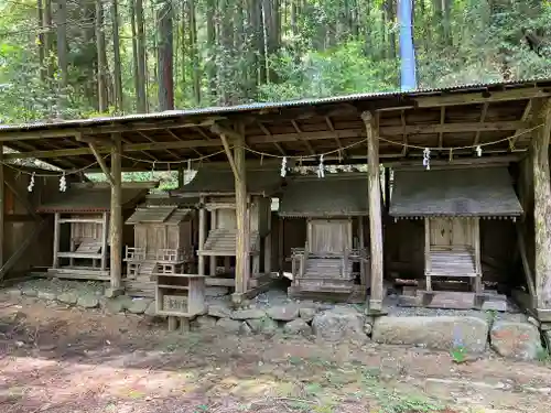 白山神社の末社・摂社