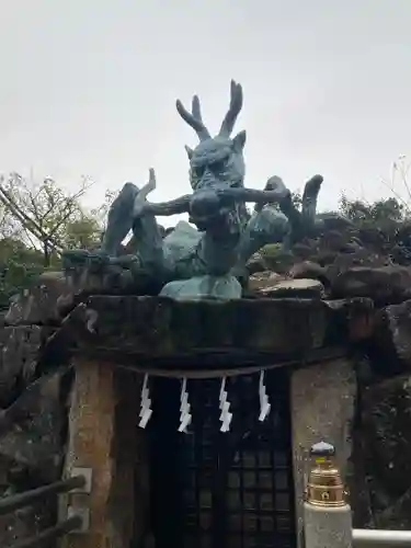 江島神社の像