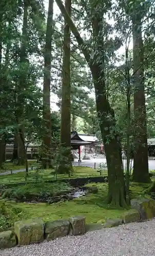 都農神社の庭園