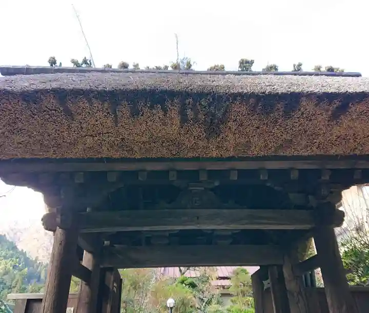 樋沢坊の山門・神門