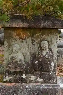 石塔寺(滋賀県)