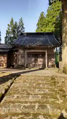 立山寺の本殿・本堂