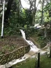 多鳩神社の建物その他