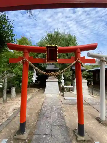 早稲田神社の鳥居