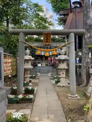 高円寺氷川神社の鳥居