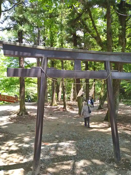 浮島社(長野県)