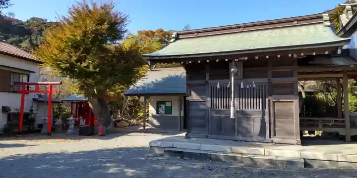 鴨居八幡神社の本殿・本堂