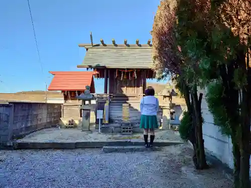 貝津神社の末社・摂社