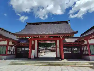 北海道護國神社の山門・神門