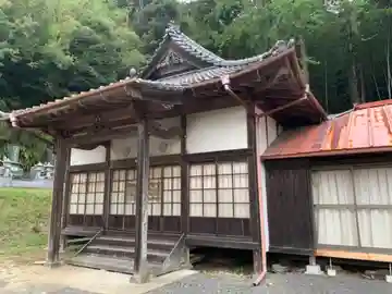 道脇寺の本殿・本堂