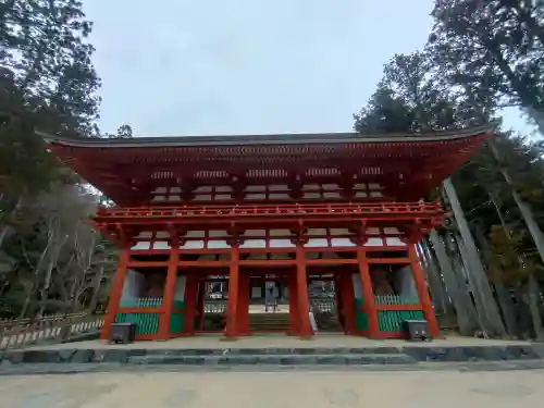 壇上伽藍の{uncategorized: "未分類", other: "その他", undefined: "問題あり", building: "その他建物", grave: "お墓", sacred_gate: "鳥居", guardian: "狛犬", statue: "像", buddha: "仏像", history: "歴史", nature: "自然", garden: "庭園", animal: "動物", pagoda: "塔", temizu: "手水舎", mountain_gate: "山門・神門", sanctuary: "本殿・本堂", subordinate: "末社・摂社", art: "芸術", scenery: "景色", jizo: "地蔵", ema: "絵馬", goshuin: "御朱印", omikuji: "おみくじ", items: "授与品その他", amulet: "お守り", goshuincho: "御朱印帳", eats: "食事", festival: "お祭り", votive_dance: "神楽", shichigosan: "七五三参", wedding: "結婚式", experience: "体験その他", initially: "初詣", around: "周辺", anti_infection: "感染症対策"}