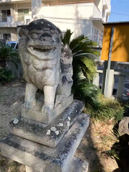 東山神社の狛犬
