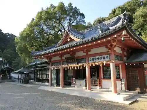 瀧谷不動尊　明王寺の本殿