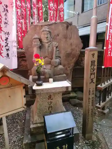 豊川稲荷東京別院の{uncategorized: "未分類", other: "その他", undefined: "問題あり", building: "その他建物", grave: "お墓", sacred_gate: "鳥居", guardian: "狛犬", statue: "像", buddha: "仏像", history: "歴史", nature: "自然", garden: "庭園", animal: "動物", pagoda: "塔", temizu: "手水舎", mountain_gate: "山門・神門", sanctuary: "本殿・本堂", subordinate: "末社・摂社", art: "芸術", scenery: "景色", jizo: "地蔵", ema: "絵馬", goshuin: "御朱印", omikuji: "おみくじ", items: "授与品その他", amulet: "お守り", goshuincho: "御朱印帳", eats: "食事", festival: "お祭り", votive_dance: "神楽", shichigosan: "七五三参", wedding: "結婚式", experience: "体験その他", initially: "初詣", around: "周辺", anti_infection: "感染症対策"}