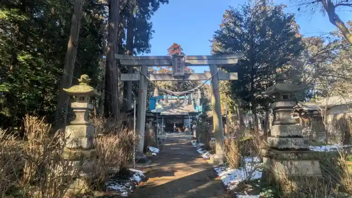 磯山神社の{uncategorized: "未分類", other: "その他", undefined: "問題あり", building: "その他建物", grave: "お墓", sacred_gate: "鳥居", guardian: "狛犬", statue: "像", buddha: "仏像", history: "歴史", nature: "自然", garden: "庭園", animal: "動物", pagoda: "塔", temizu: "手水舎", mountain_gate: "山門・神門", sanctuary: "本殿・本堂", subordinate: "末社・摂社", art: "芸術", scenery: "景色", jizo: "地蔵", ema: "絵馬", goshuin: "御朱印", omikuji: "おみくじ", items: "授与品その他", amulet: "お守り", goshuincho: "御朱印帳", eats: "食事", festival: "お祭り", votive_dance: "神楽", shichigosan: "七五三参", wedding: "結婚式", experience: "体験その他", initially: "初詣", around: "周辺", anti_infection: "感染症対策"}