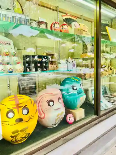 水澤寺(水澤観世音)の{uncategorized: "未分類", other: "その他", undefined: "問題あり", building: "その他建物", grave: "お墓", sacred_gate: "鳥居", guardian: "狛犬", statue: "像", buddha: "仏像", history: "歴史", nature: "自然", garden: "庭園", animal: "動物", pagoda: "塔", temizu: "手水舎", mountain_gate: "山門・神門", sanctuary: "本殿・本堂", subordinate: "末社・摂社", art: "芸術", scenery: "景色", jizo: "地蔵", ema: "絵馬", goshuin: "御朱印", omikuji: "おみくじ", items: "授与品その他", amulet: "お守り", goshuincho: "御朱印帳", eats: "食事", festival: "お祭り", votive_dance: "神楽", shichigosan: "七五三参", wedding: "結婚式", experience: "体験その他", initially: "初詣", around: "周辺", anti_infection: "感染症対策"}