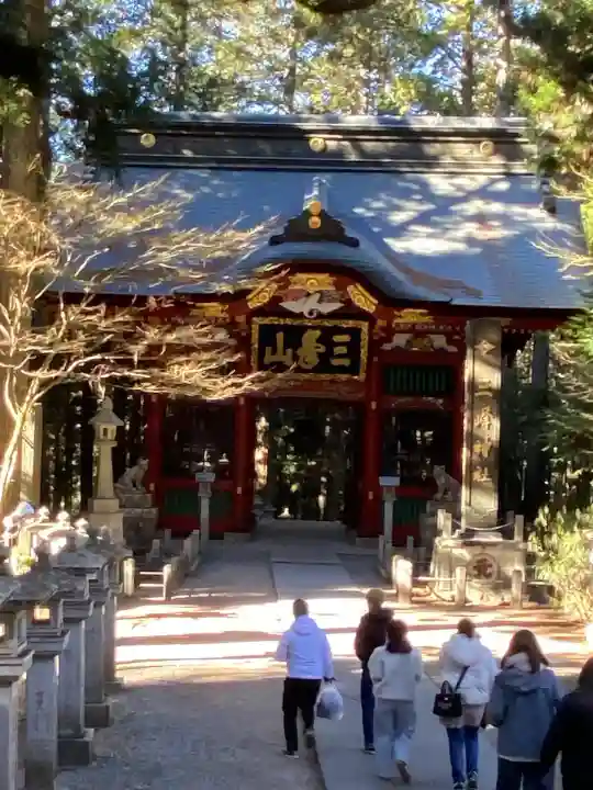 三峯神社の{uncategorized: "未分類", other: "その他", undefined: "問題あり", building: "その他建物", grave: "お墓", sacred_gate: "鳥居", guardian: "狛犬", statue: "像", buddha: "仏像", history: "歴史", nature: "自然", garden: "庭園", animal: "動物", pagoda: "塔", temizu: "手水舎", mountain_gate: "山門・神門", sanctuary: "本殿・本堂", subordinate: "末社・摂社", art: "芸術", scenery: "景色", jizo: "地蔵", ema: "絵馬", goshuin: "御朱印", omikuji: "おみくじ", items: "授与品その他", amulet: "お守り", goshuincho: "御朱印帳", eats: "食事", festival: "お祭り", votive_dance: "神楽", shichigosan: "七五三参", wedding: "結婚式", experience: "体験その他", initially: "初詣", around: "周辺", anti_infection: "感染症対策"}