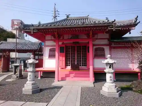 津観音の本殿・本堂