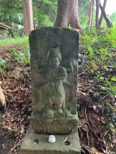 日吉神社の仏像