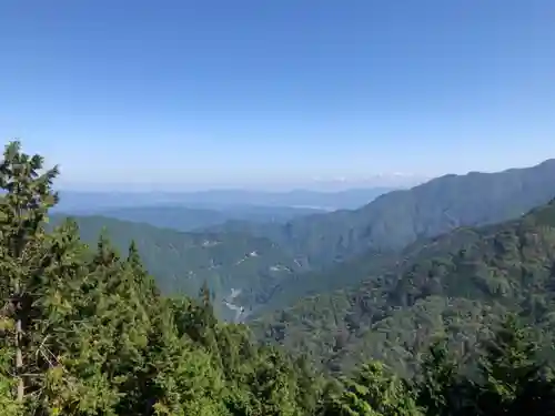 三峯神社の景色