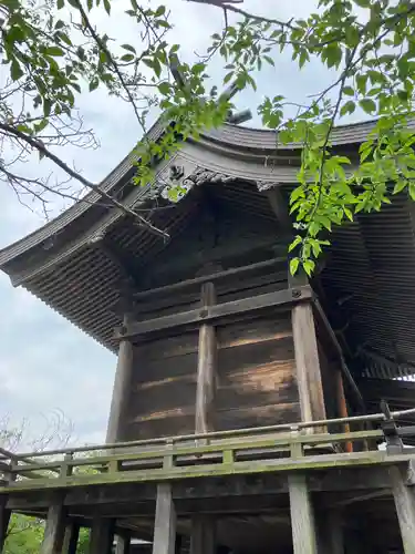 諏訪神社の本殿