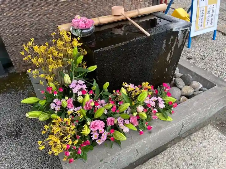 上尾御嶽神社の手水舎