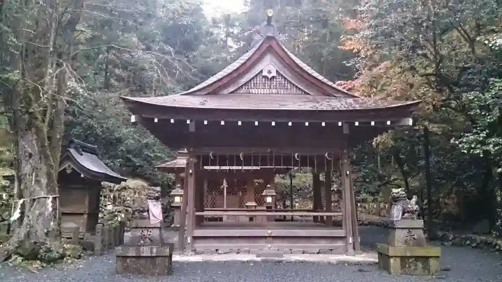 貴船神社の{uncategorized: "未分類", other: "その他", undefined: "問題あり", building: "その他建物", grave: "お墓", sacred_gate: "鳥居", guardian: "狛犬", statue: "像", buddha: "仏像", history: "歴史", nature: "自然", garden: "庭園", animal: "動物", pagoda: "塔", temizu: "手水舎", mountain_gate: "山門・神門", sanctuary: "本殿・本堂", subordinate: "末社・摂社", art: "芸術", scenery: "景色", jizo: "地蔵", ema: "絵馬", goshuin: "御朱印", omikuji: "おみくじ", items: "授与品その他", amulet: "お守り", goshuincho: "御朱印帳", eats: "食事", festival: "お祭り", votive_dance: "神楽", shichigosan: "七五三参", wedding: "結婚式", experience: "体験その他", initially: "初詣", around: "周辺", anti_infection: "感染症対策"}