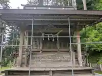 横山神社の{uncategorized: "未分類", other: "その他", undefined: "問題あり", building: "その他建物", grave: "お墓", sacred_gate: "鳥居", guardian: "狛犬", statue: "像", buddha: "仏像", history: "歴史", nature: "自然", garden: "庭園", animal: "動物", pagoda: "塔", temizu: "手水舎", mountain_gate: "山門・神門", sanctuary: "本殿・本堂", subordinate: "末社・摂社", art: "芸術", scenery: "景色", jizo: "地蔵", ema: "絵馬", goshuin: "御朱印", omikuji: "おみくじ", items: "授与品その他", amulet: "お守り", goshuincho: "御朱印帳", eats: "食事", festival: "お祭り", votive_dance: "神楽", shichigosan: "七五三参", wedding: "結婚式", experience: "体験その他", initially: "初詣", around: "周辺", anti_infection: "感染症対策"}