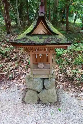 高鴨神社の末社