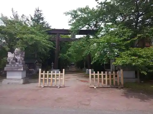 冨士御室浅間神社の鳥居