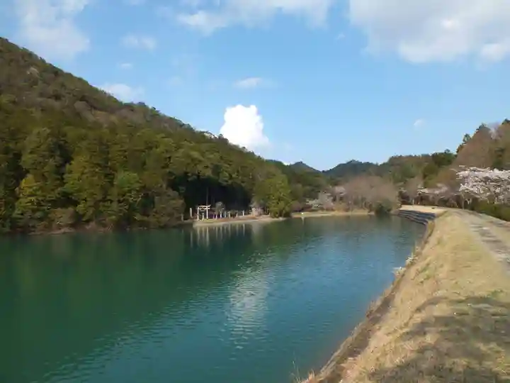 三上神社(滋賀県)