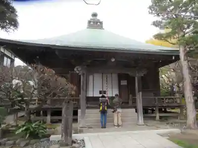 極楽寺（霊鷲山感應院極楽律寺）の本殿・本堂
