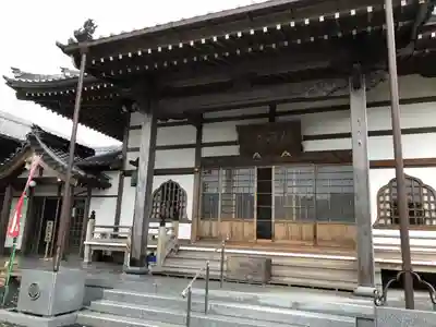 欣浄寺の本殿・本堂