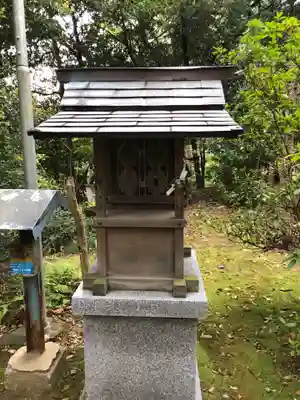 城山八幡宮の末社・摂社