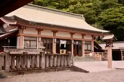 照國神社の本殿・本堂