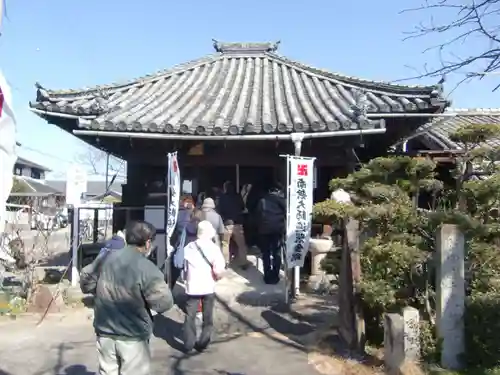 観音寺の本殿・本堂