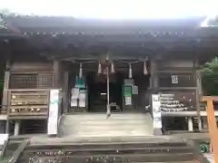 岩屋神社の本殿