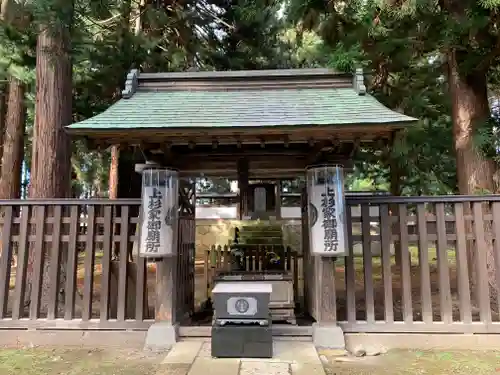 法音寺の本殿