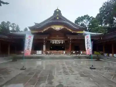 亀ケ池八幡宮の本殿・本堂