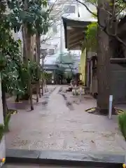 銀杏岡八幡神社の建物その他