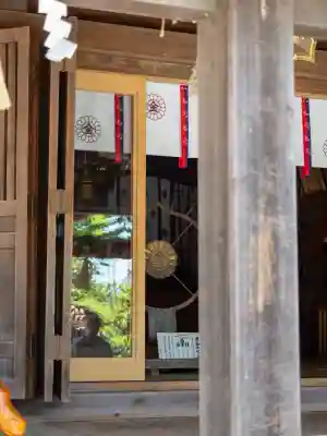 金蛇水神社の{uncategorized: "未分類", other: "その他", undefined: "問題あり", building: "その他建物", grave: "お墓", sacred_gate: "鳥居", guardian: "狛犬", statue: "像", buddha: "仏像", history: "歴史", nature: "自然", garden: "庭園", animal: "動物", pagoda: "塔", temizu: "手水舎", mountain_gate: "山門・神門", sanctuary: "本殿・本堂", subordinate: "末社・摂社", art: "芸術", scenery: "景色", jizo: "地蔵", ema: "絵馬", goshuin: "御朱印", omikuji: "おみくじ", items: "授与品その他", amulet: "お守り", goshuincho: "御朱印帳", eats: "食事", festival: "お祭り", votive_dance: "神楽", shichigosan: "七五三参", wedding: "結婚式", experience: "体験その他", initially: "初詣", around: "周辺", anti_infection: "感染症対策"}
