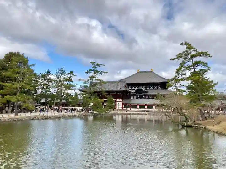 東大寺の{uncategorized: "未分類", other: "その他", undefined: "問題あり", building: "その他建物", grave: "お墓", sacred_gate: "鳥居", guardian: "狛犬", statue: "像", buddha: "仏像", history: "歴史", nature: "自然", garden: "庭園", animal: "動物", pagoda: "塔", temizu: "手水舎", mountain_gate: "山門・神門", sanctuary: "本殿・本堂", subordinate: "末社・摂社", art: "芸術", scenery: "景色", jizo: "地蔵", ema: "絵馬", goshuin: "御朱印", omikuji: "おみくじ", items: "授与品その他", amulet: "お守り", goshuincho: "御朱印帳", eats: "食事", festival: "お祭り", votive_dance: "神楽", shichigosan: "七五三参", wedding: "結婚式", experience: "体験その他", initially: "初詣", around: "周辺", anti_infection: "感染症対策"}
