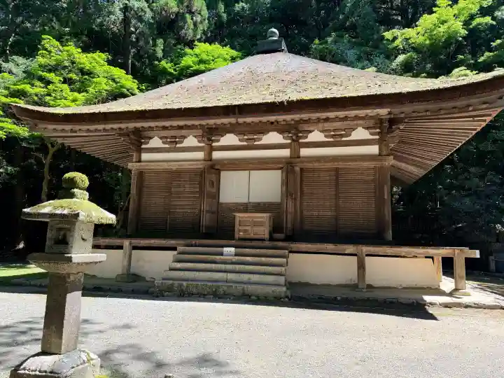 観心寺の{uncategorized: "未分類", other: "その他", undefined: "問題あり", building: "その他建物", grave: "お墓", sacred_gate: "鳥居", guardian: "狛犬", statue: "像", buddha: "仏像", history: "歴史", nature: "自然", garden: "庭園", animal: "動物", pagoda: "塔", temizu: "手水舎", mountain_gate: "山門・神門", sanctuary: "本殿・本堂", subordinate: "末社・摂社", art: "芸術", scenery: "景色", jizo: "地蔵", ema: "絵馬", goshuin: "御朱印", omikuji: "おみくじ", items: "授与品その他", amulet: "お守り", goshuincho: "御朱印帳", eats: "食事", festival: "お祭り", votive_dance: "神楽", shichigosan: "七五三参", wedding: "結婚式", experience: "体験その他", initially: "初詣", around: "周辺", anti_infection: "感染症対策"}