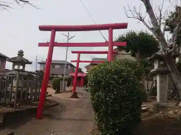 御殿山町稲荷の鳥居