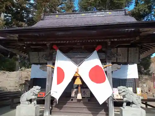 長屋神社の本殿