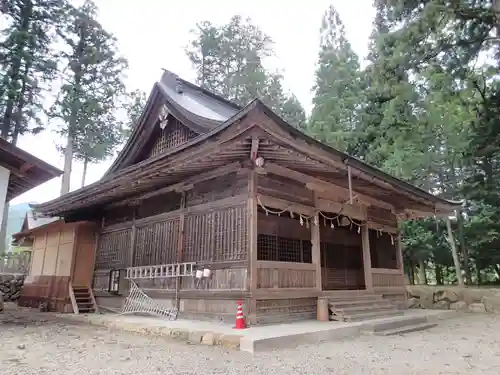 荒城神社の本殿