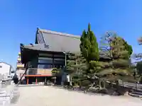 精界寺の本殿・本堂