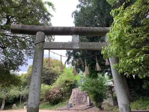 神明神社の鳥居